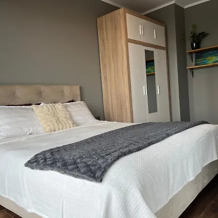 Otium Apartment *